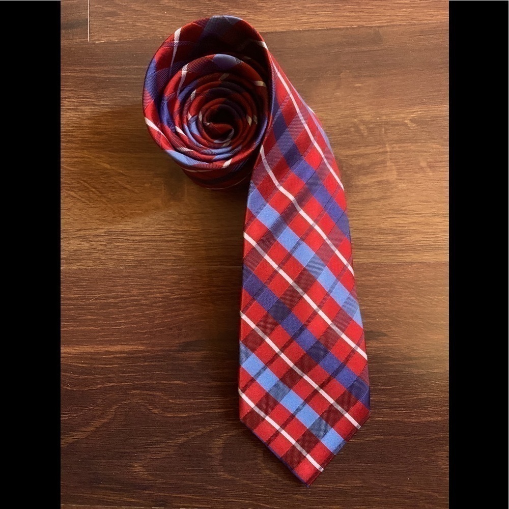 🍁END of YEAR SALE🍁CHAPS Red White and Blue Stripes Silk Necktie